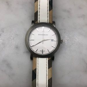 Burberry White & Classic check watch